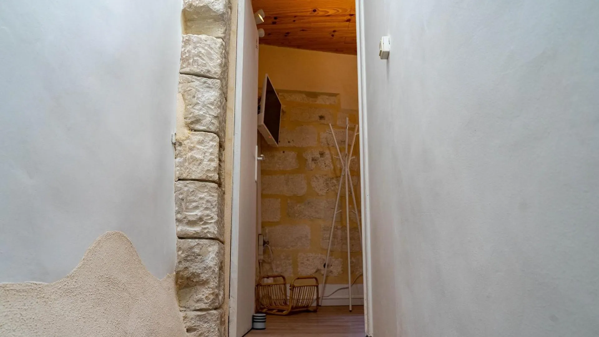 Apartamento A L'Ombre Des Papes Aviñón Francia